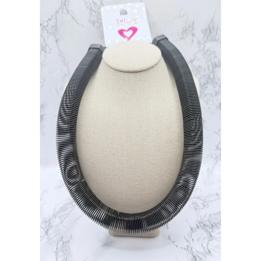 NWT I Luv Charmonde Design Black Coil Wire Collar Necklace 17